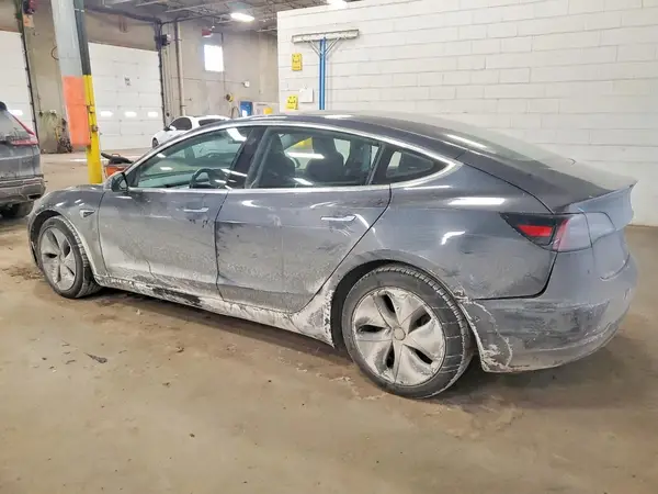 5YJ3E1EB1JF099445 2018 TESLA MODEL 3 - Image 2