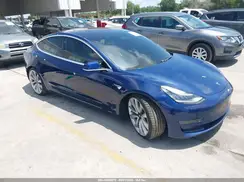5YJ3E1EB1JF099736 2018 TESLA MODEL 3
