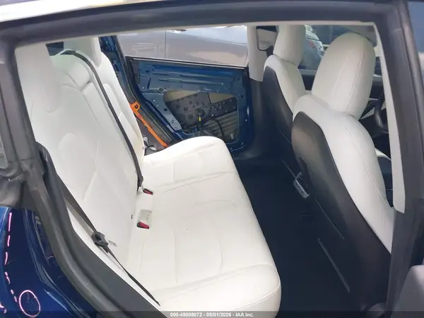 5YJ3E1EB1JF099736 2018 TESLA MODEL 3 - Image 8