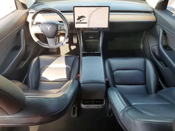 5YJ3E1EB1JF106507 2018 TESLA MODEL 3 - Image 8