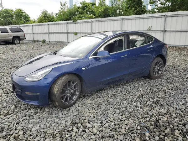 5YJ3E1EB1JF108435 2018 TESLA MODEL 3 - Image 1