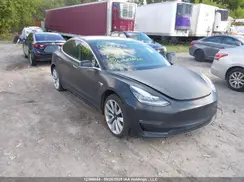 5YJ3E1EB1JF110816 2018 TESLA MODEL 3