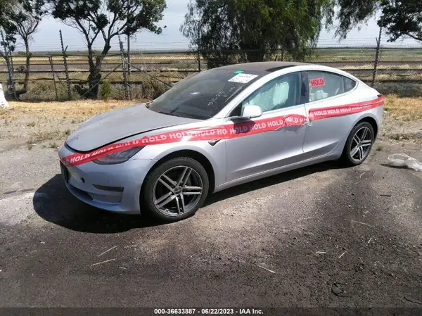 5YJ3E1EB1JF111397 2018 TESLA MODEL 3 - Image 2