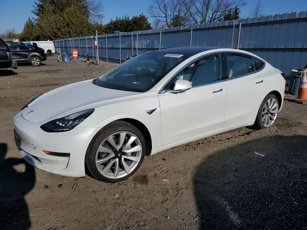 5YJ3E1EB1JF112226 2018 TESLA MODEL 3 - Image 1
