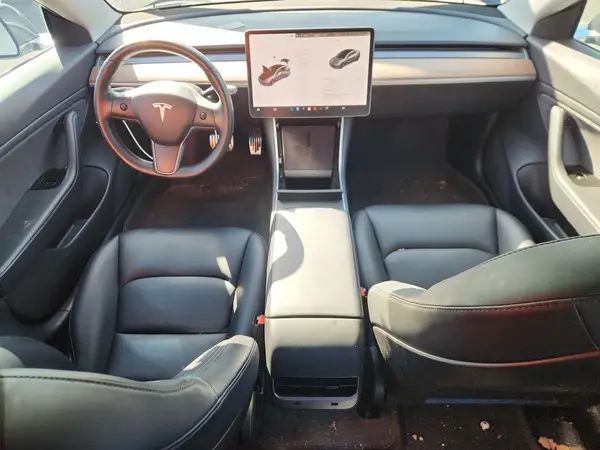 5YJ3E1EB1JF114431 2018 TESLA MODEL 3 - Image 8