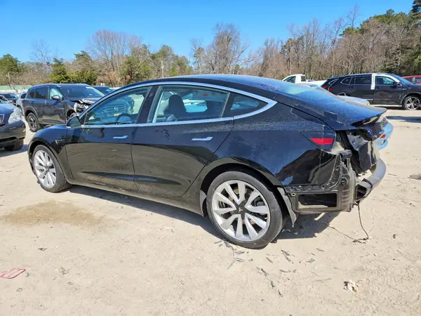 5YJ3E1EB1JF115725 2018 TESLA MODEL 3 - Image 2