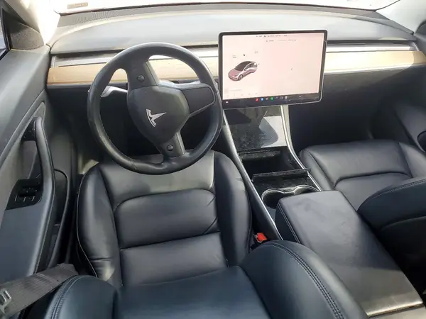 5YJ3E1EB1JF116549 2018 TESLA MODEL 3 - Image 8