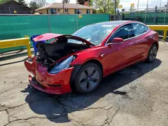 5YJ3E1EB1JF119905 2018 TESLA MODEL 3