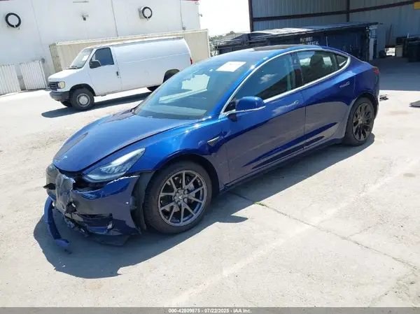 5YJ3E1EB1JF120293 2018 TESLA MODEL 3 - Image 2
