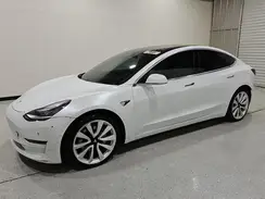 5YJ3E1EB1JF122447 2018 TESLA MODEL 3