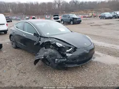 5YJ3E1EB1JF127289 2018 TESLA MODEL 3