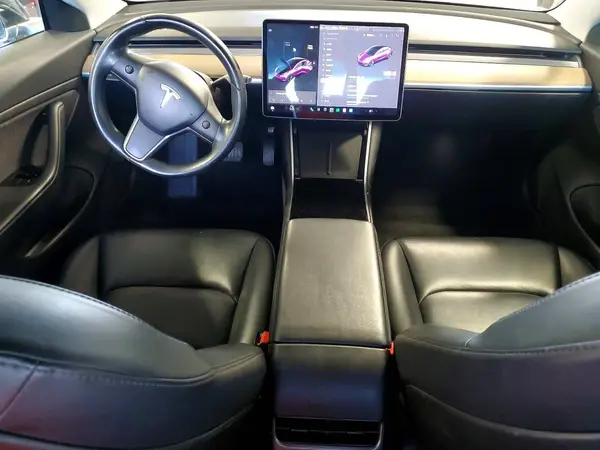 5YJ3E1EB1JF127390 2018 TESLA MODEL 3 - Image 8