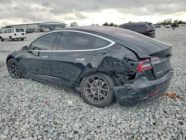 5YJ3E1EB1JF127485 2018 TESLA MODEL 3 - Image 2