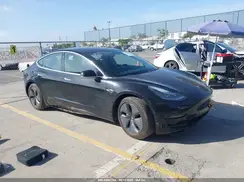 5YJ3E1EB1JF127910 2018 TESLA MODEL 3