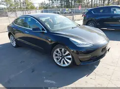 5YJ3E1EB1JF131956 2018 TESLA MODEL 3