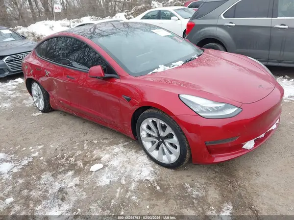 5YJ3E1EB1JF133562 2018 TESLA MODEL 3 - Image 1