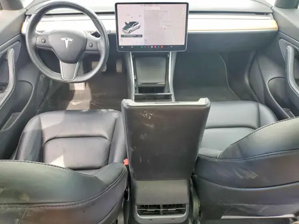 5YJ3E1EB1JF134369 2018 TESLA MODEL 3 - Image 8