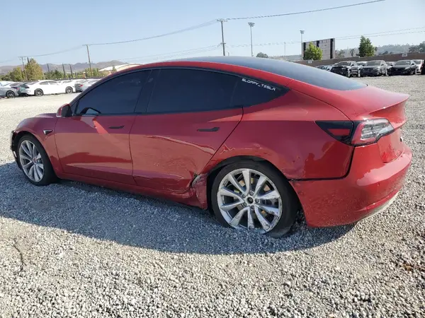 5YJ3E1EB1JF135246 2018 TESLA MODEL 3 - Image 2