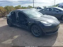5YJ3E1EB1JF144299 2018 TESLA MODEL 3