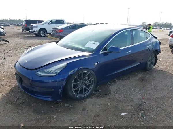 5YJ3E1EB1JF150989 2018 TESLA MODEL 3 - Image 2