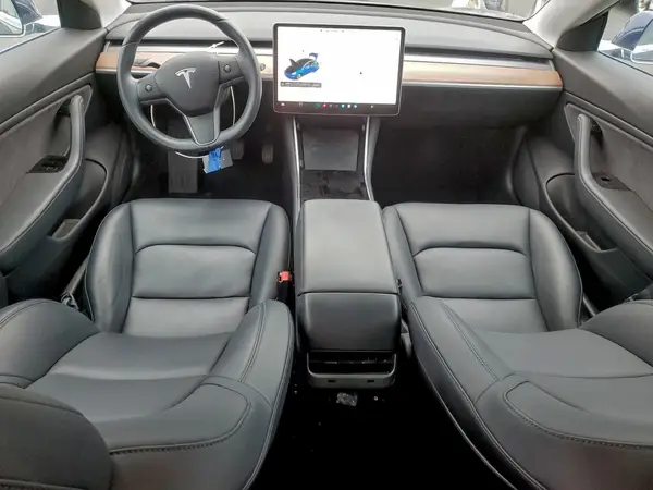 5YJ3E1EB1JF150992 2018 TESLA MODEL 3 - Image 8