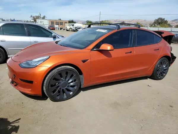 5YJ3E1EB1JF170322 2018 TESLA MODEL 3 - Image 1