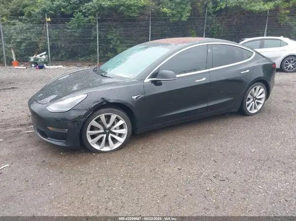5YJ3E1EB1JF170479 2018 TESLA MODEL 3 - Image 2