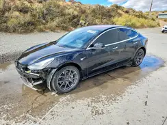 5YJ3E1EB1JF178713 2018 TESLA MODEL 3