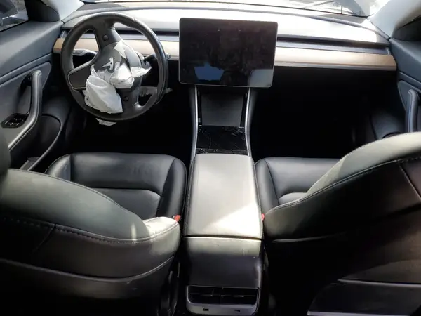 5YJ3E1EB1JF182325 2018 TESLA MODEL 3 - Image 8