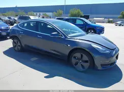 5YJ3E1EB1JF183216 2018 TESLA MODEL 3
