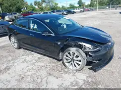 5YJ3E1EB1JF184950 2018 TESLA MODEL 3