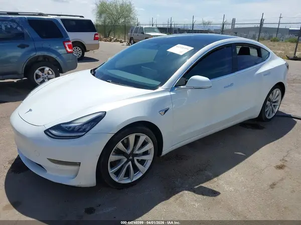5YJ3E1EB1JF187489 2018 TESLA MODEL 3 - Image 2