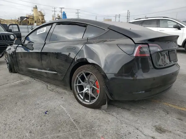 5YJ3E1EB1JF188125 2018 TESLA MODEL 3 - Image 2
