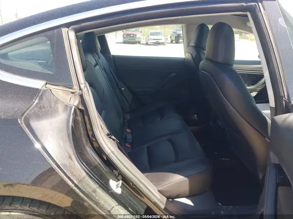 5YJ3E1EB1KF193455 2019 TESLA MODEL 3 - Image 8