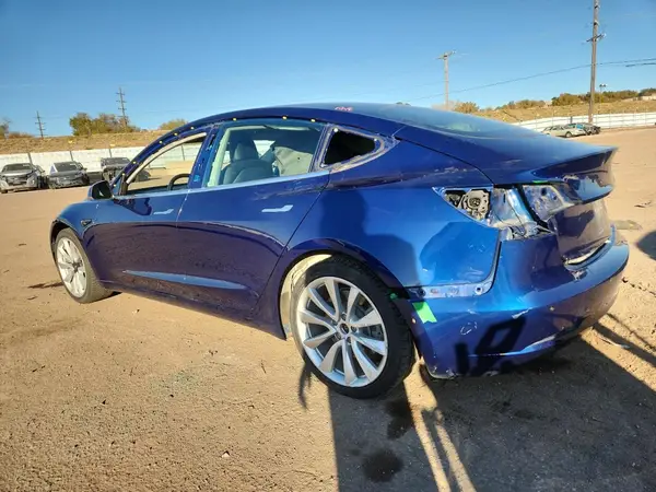5YJ3E1EB1KF194265 2019 TESLA MODEL 3 - Image 2