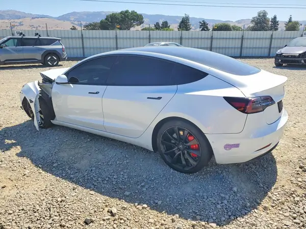 5YJ3E1EB1KF195139 2019 TESLA MODEL 3 - Image 2