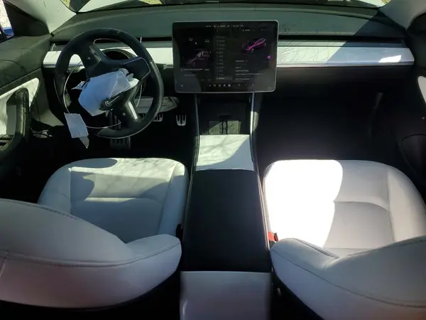 5YJ3E1EB1KF195139 2019 TESLA MODEL 3 - Image 8
