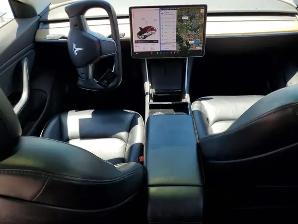 5YJ3E1EB1KF200016 2019 TESLA MODEL 3 - Image 8