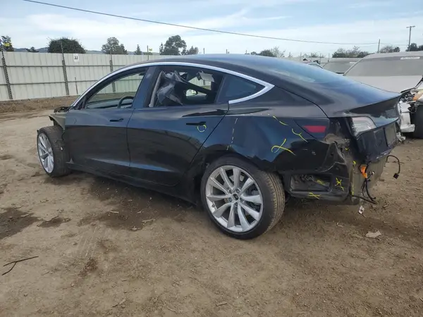 5YJ3E1EB1KF212019 2019 TESLA MODEL 3 - Image 2