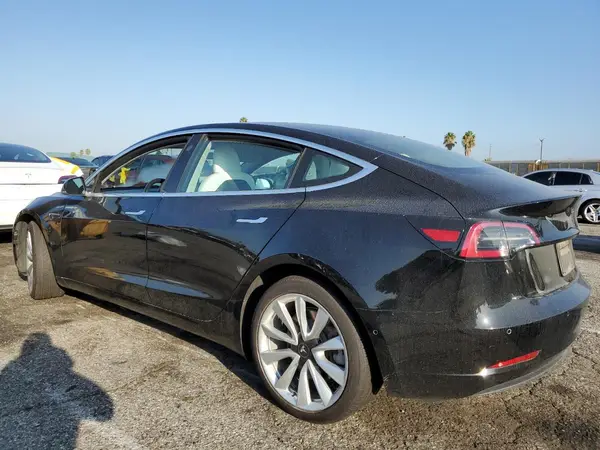 5YJ3E1EB1KF213672 2019 TESLA MODEL 3 - Image 2