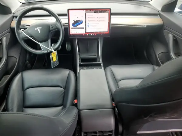 5YJ3E1EB1KF231153 2019 TESLA MODEL 3 - Image 8