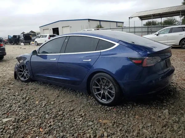 5YJ3E1EB1KF361448 2019 TESLA MODEL 3 - Image 2