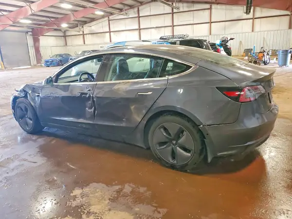 5YJ3E1EB1KF364673 2019 TESLA MODEL 3 - Image 2