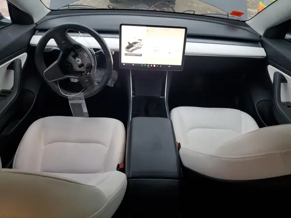 5YJ3E1EB1KF365841 2019 TESLA MODEL 3 - Image 8