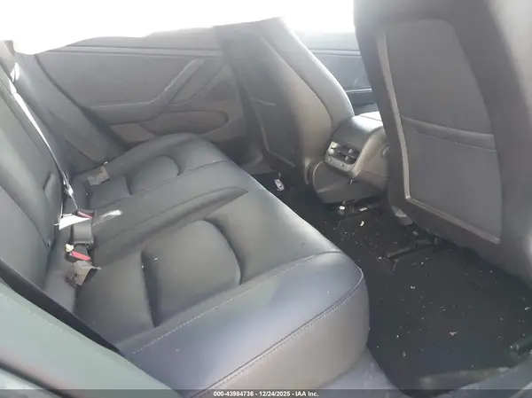 5YJ3E1EB1KF385555 2019 TESLA MODEL 3 - Image 8