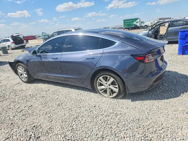 5YJ3E1EB1KF386706 2019 TESLA MODEL 3 - Image 2
