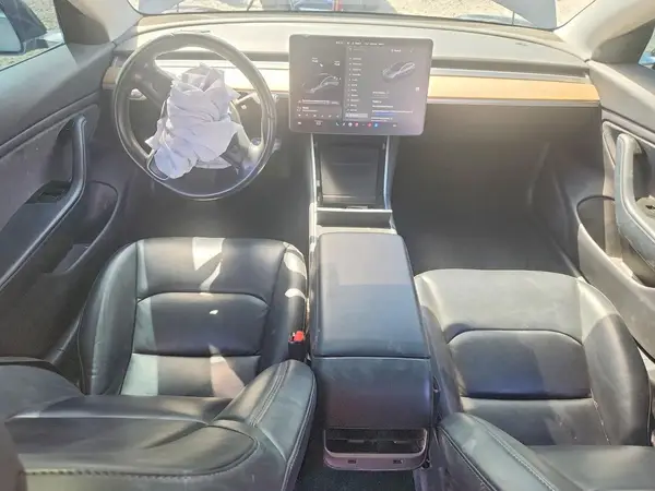 5YJ3E1EB1KF386706 2019 TESLA MODEL 3 - Image 8