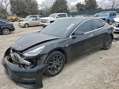 5YJ3E1EB1KF390660 2019 TESLA MODEL 3