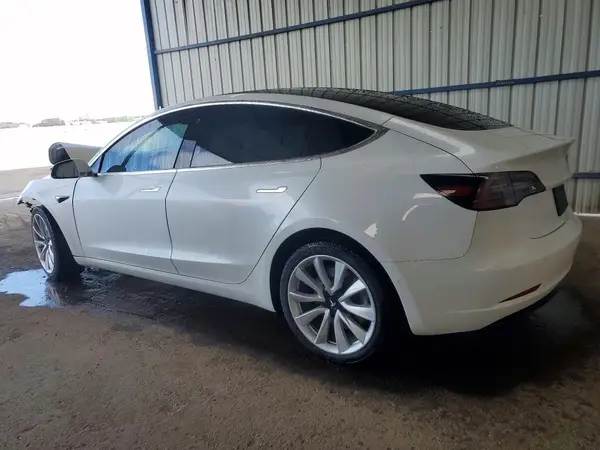 5YJ3E1EB1KF392487 2019 TESLA MODEL 3 - Image 2
