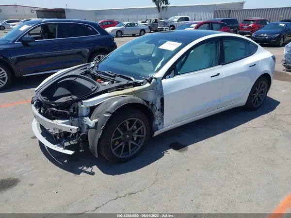 5YJ3E1EB1KF406811 2019 TESLA MODEL 3 - Image 2